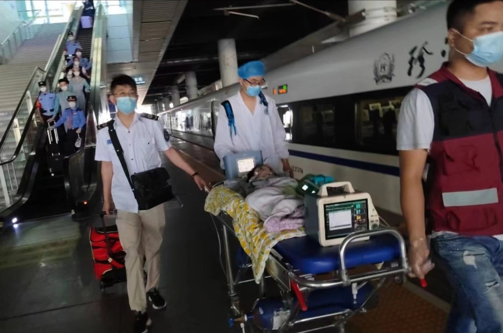 闽侯县高铁转运公司